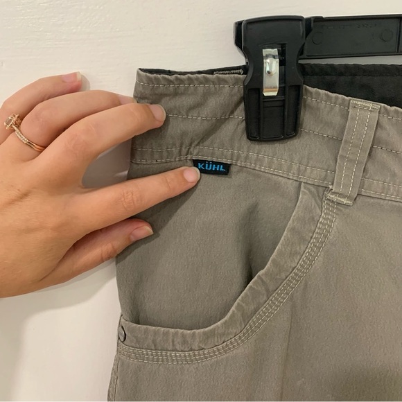 Men’s Kuhl Cargo Style Hiking Outdoor Camping Fishing Shorts Size 32 - Picture 2 of 13